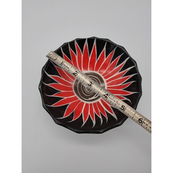 Talavera Pottery Tri Footed Wall Bowl Sunflower Mexican Pottery Scalloped Edge - Picture 9 of 12